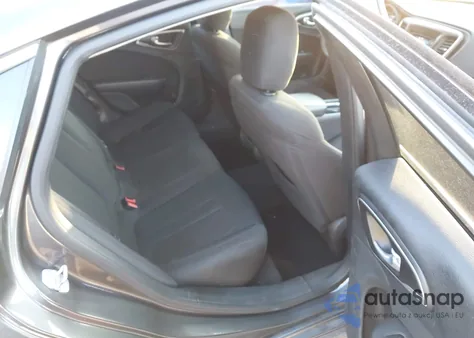 2015 Chrysler 200 Limited z USA, uszkodzony, nr VIN 1C3CCCAB8FN714044